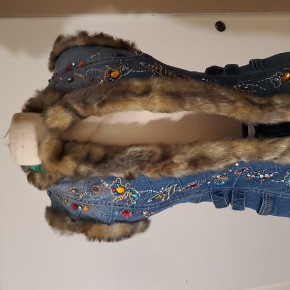 Allen B. Flash $109 - Picture 4 of 10